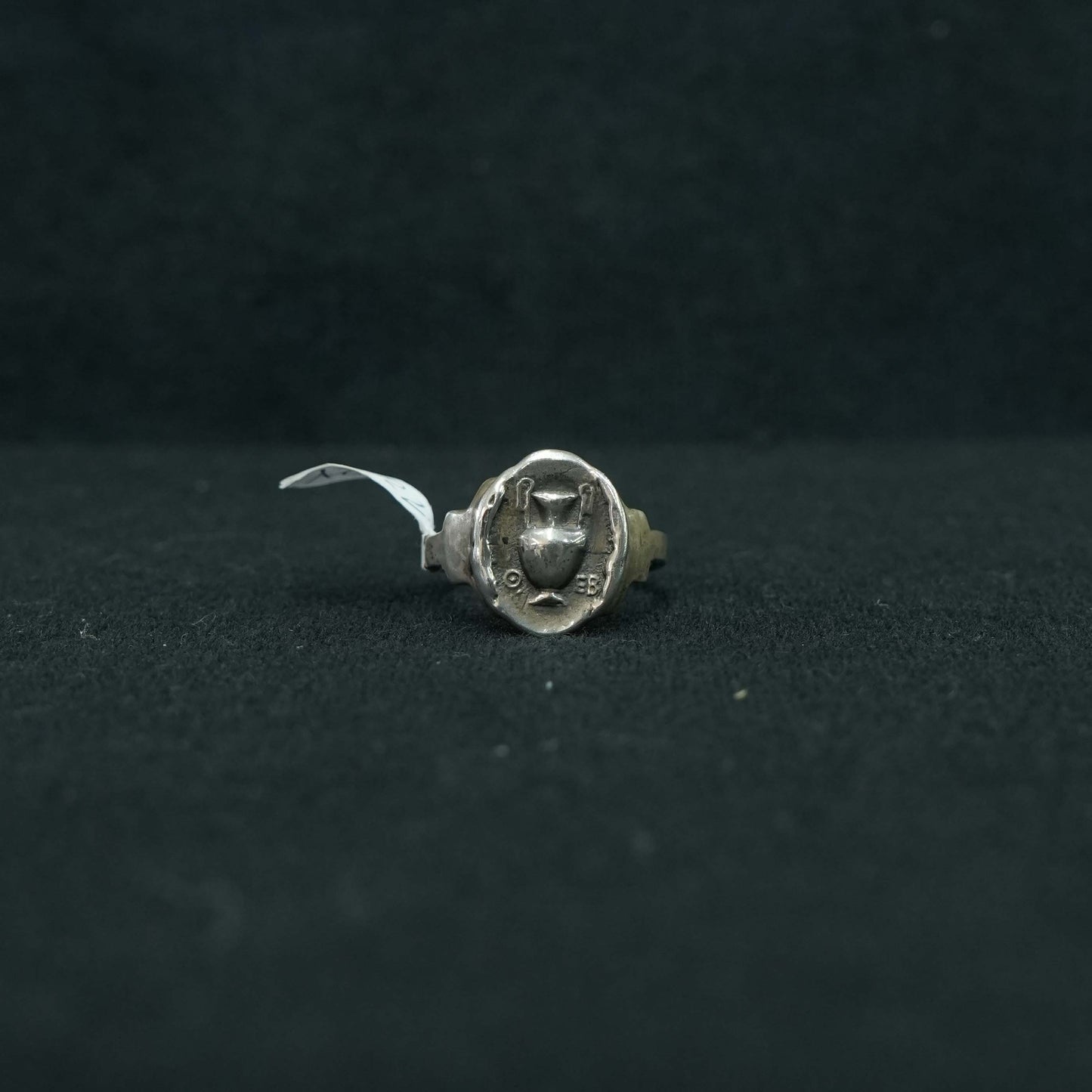 G31 - Greek Amphora Ring