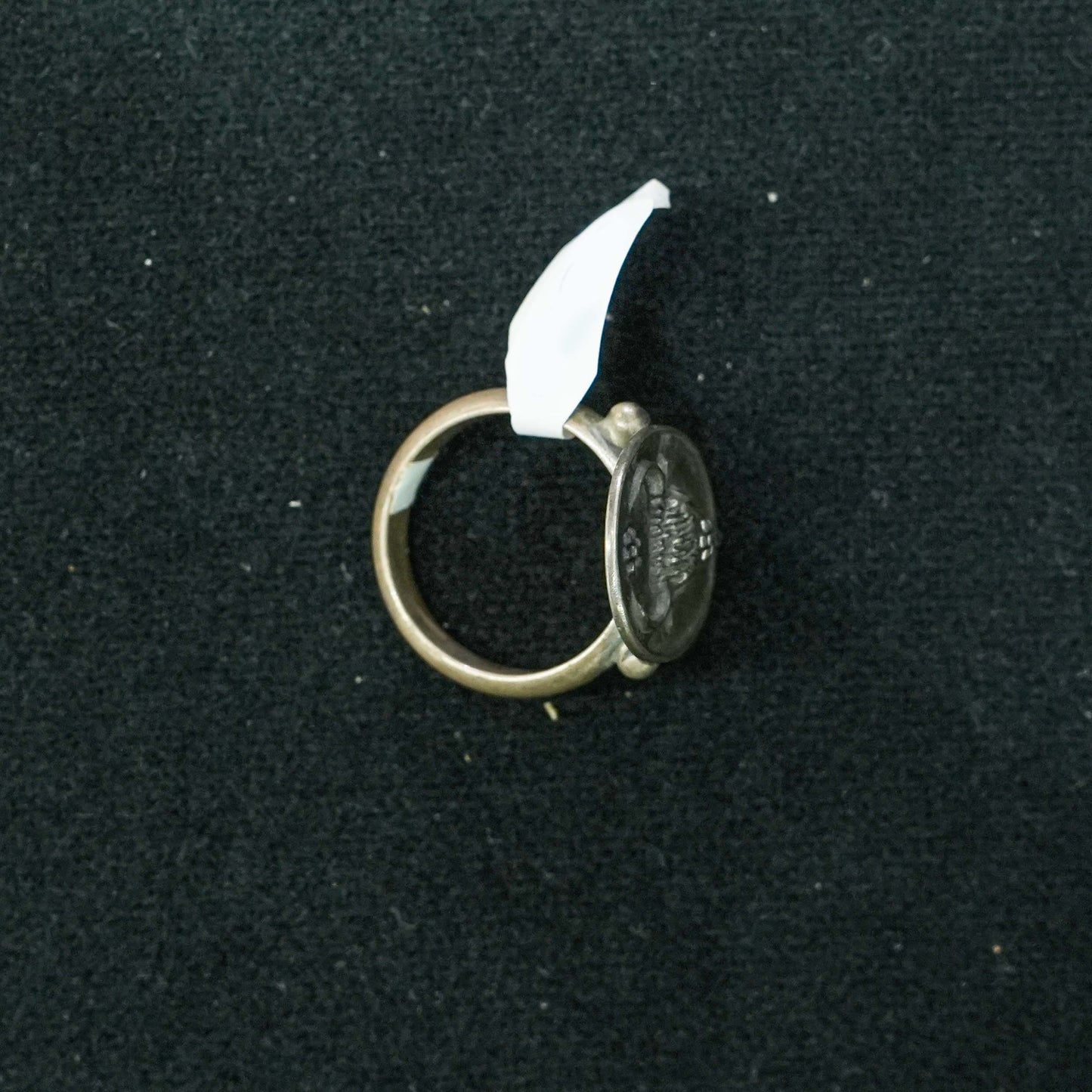 G37 - Greek Ring Bull