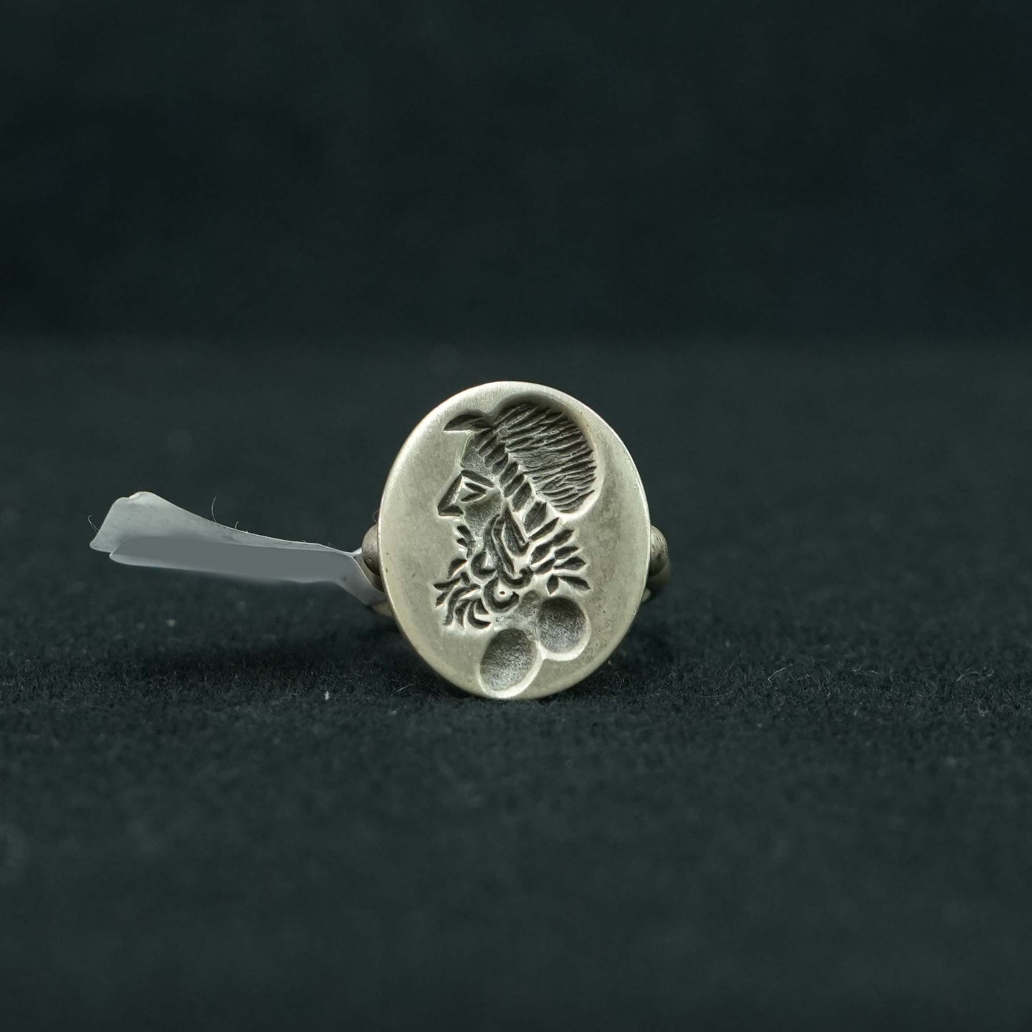 G38 - Greek Ring Zeus