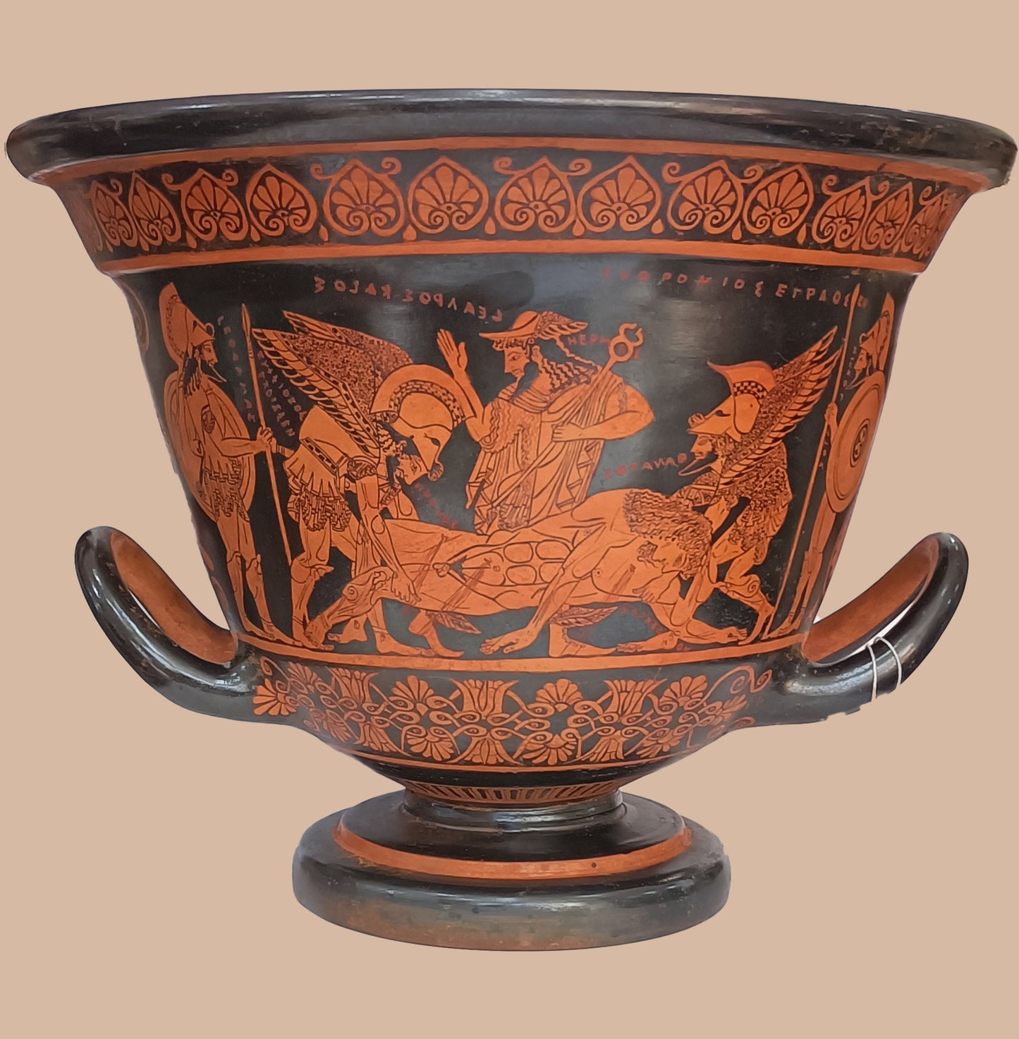 18 - Euphronios Krater