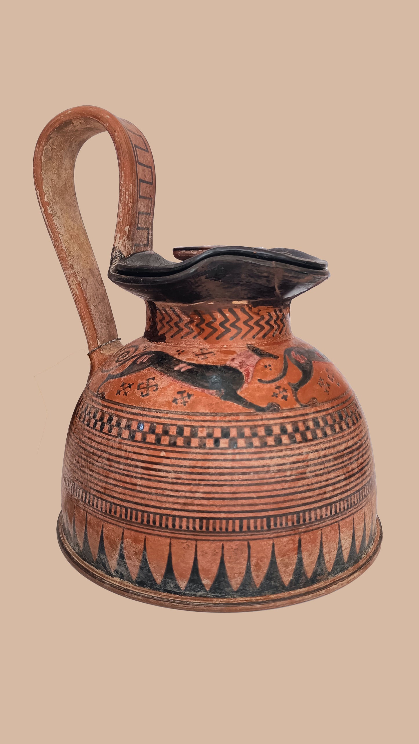 6 - Oinochoe a figure nere