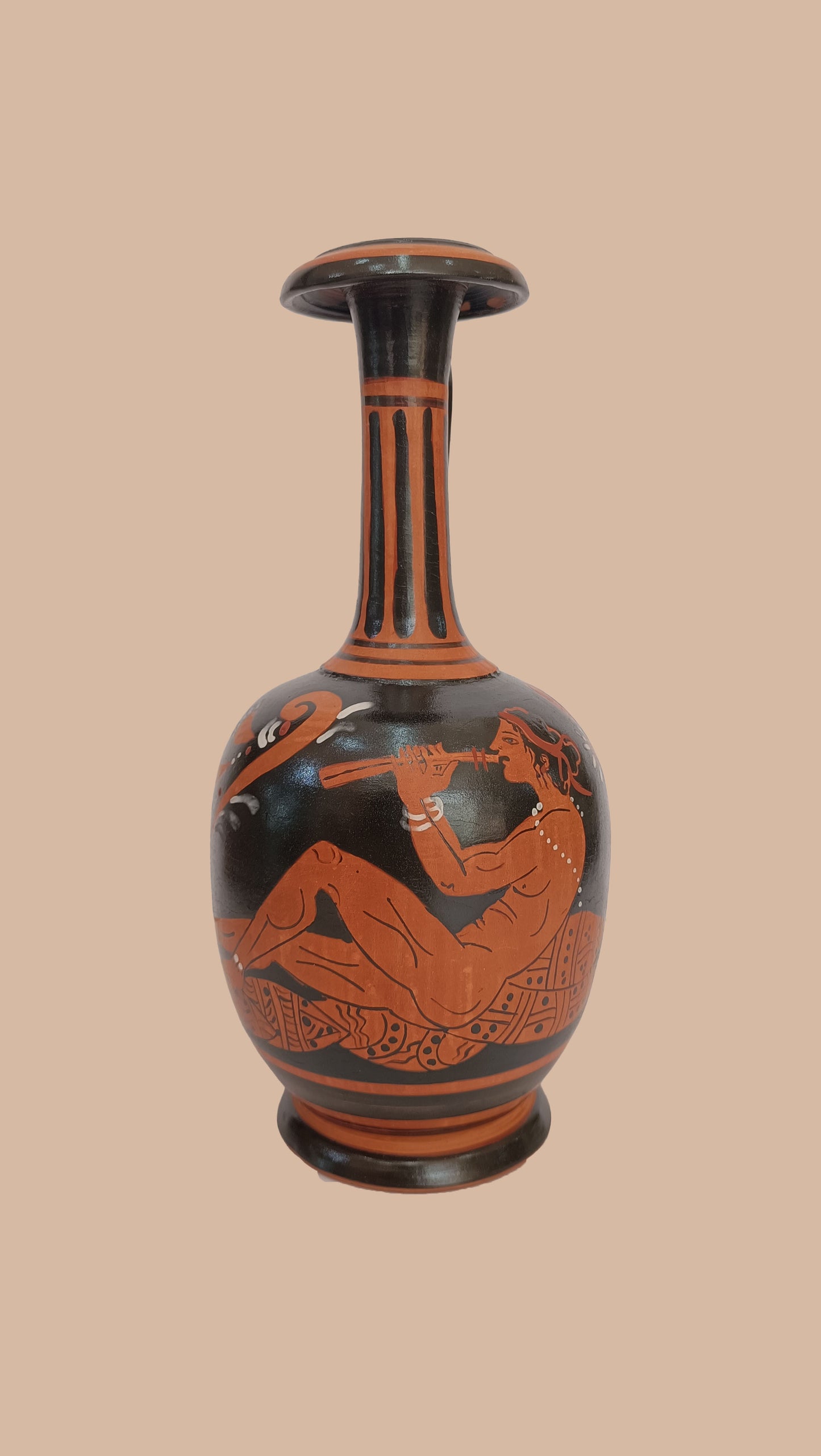 10 - Lekythos con corpo rigonfio