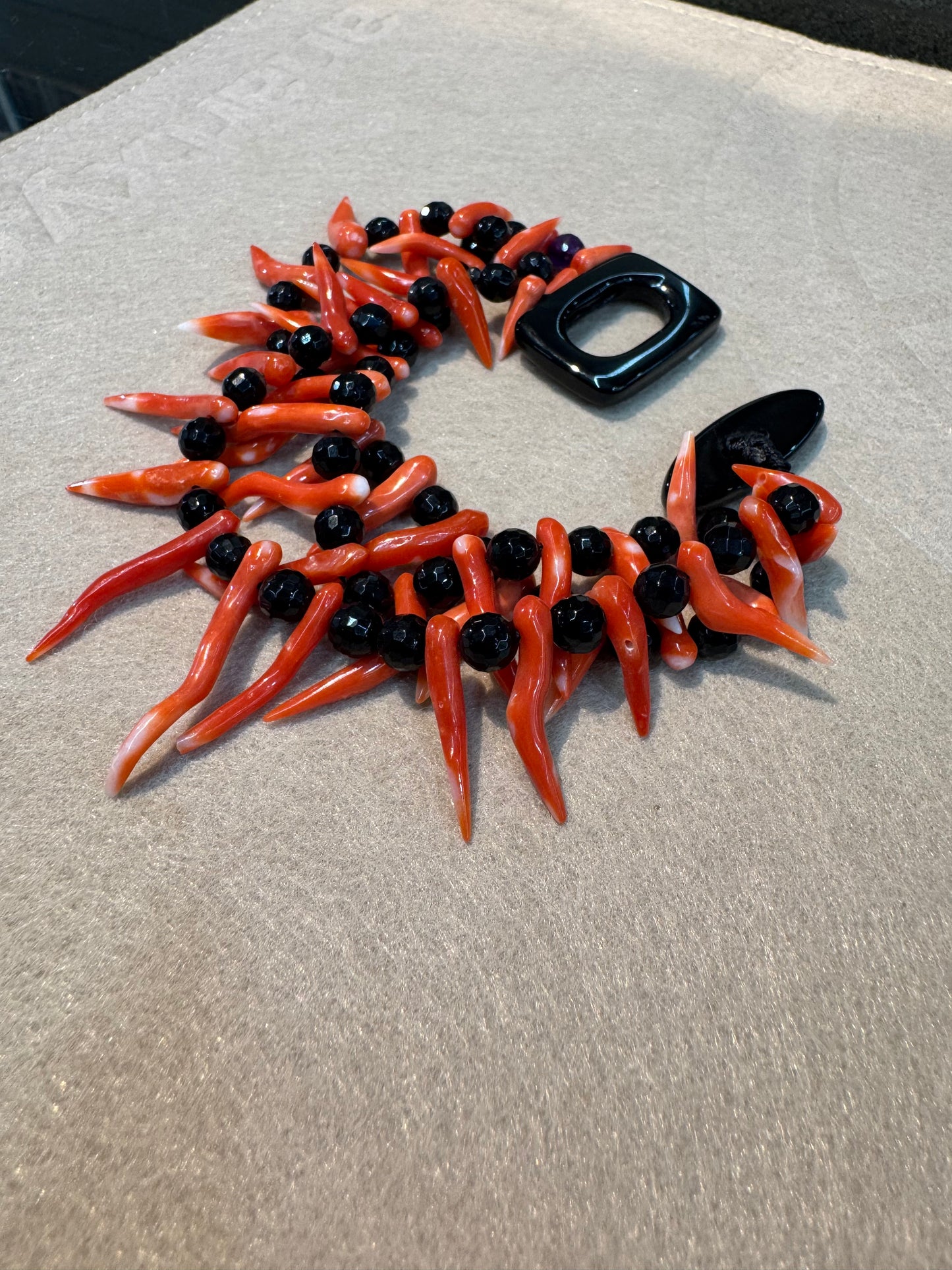 Bracciale in Corallo e Onice
