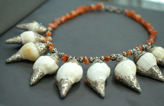 E23 - Ethnic Silver Seashell Necklace